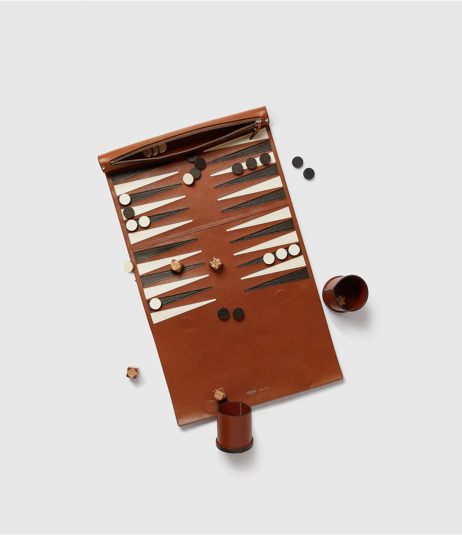 Backgammon Set Buffalo Cognac 2 Backgammon Set Buffalo Cognac - Image 2