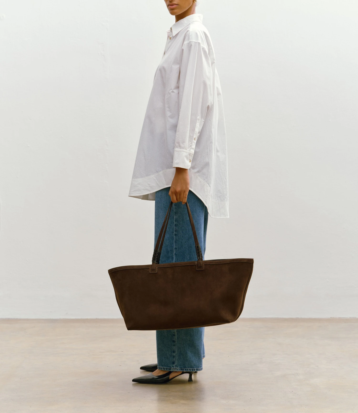 Cala 42 Suede Chocolate 5 Cala 42 Suede Chocolate - Image 5