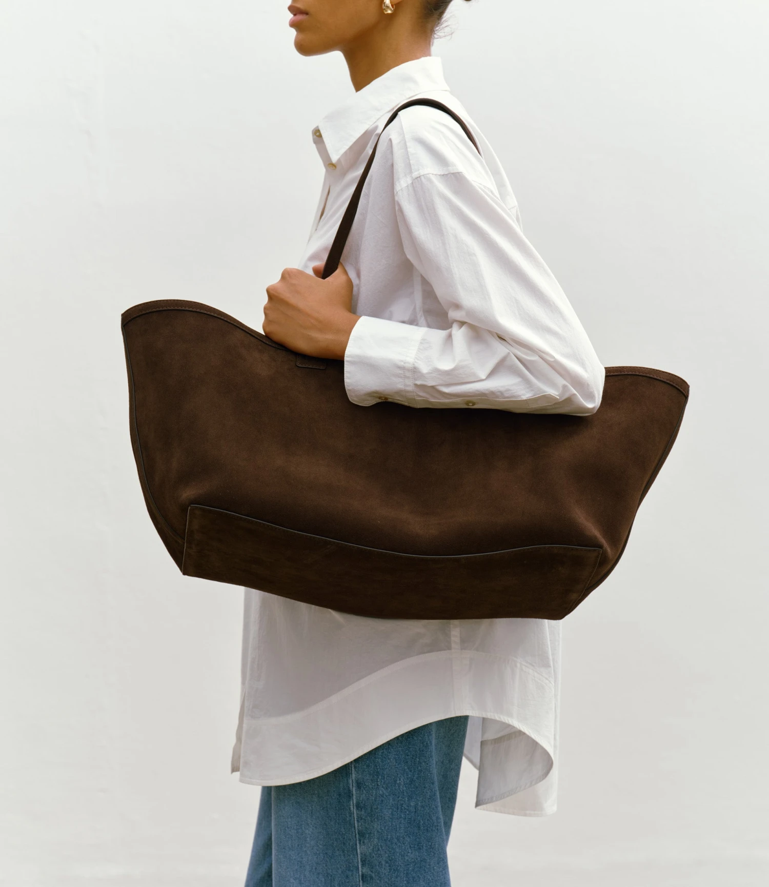 Cala 42 Suede Chocolate 2 Cala 42 Suede Chocolate - Image 2