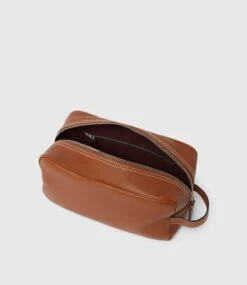 Wash Bag Buffalo Cognac -Dietary Supplement Sales WashBagBuffaloCognac 03